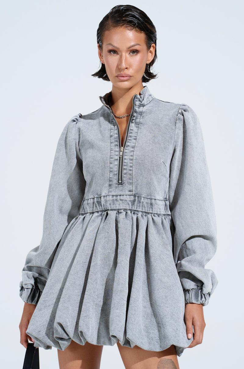 PASS THE BUBBLY DENIM MINI DRESS IN LIGHT GREY