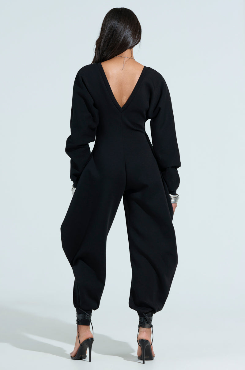 COMFY COZY SWEATSHIRT JUMPSUIT IN BLACK