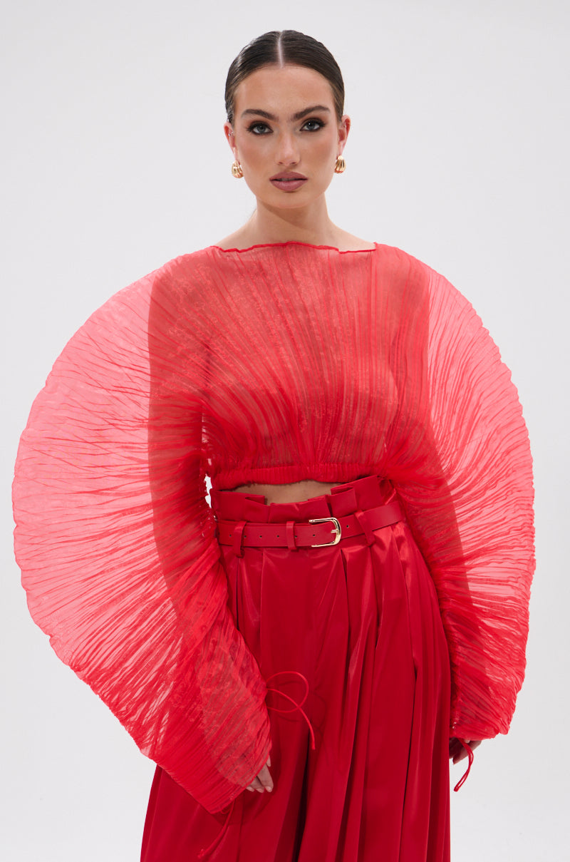 FORTUNE'S FAVORITE ORGANZA CROP TOP IN RED