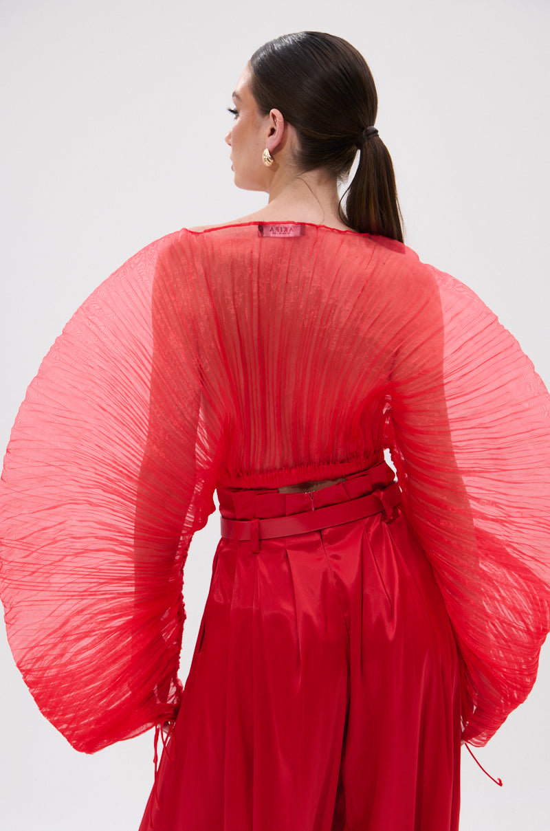 FORTUNE'S FAVORITE ORGANZA CROP TOP IN RED