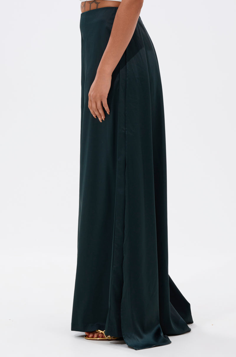 LOOK AT ME GO TROUSER WITH TAIL