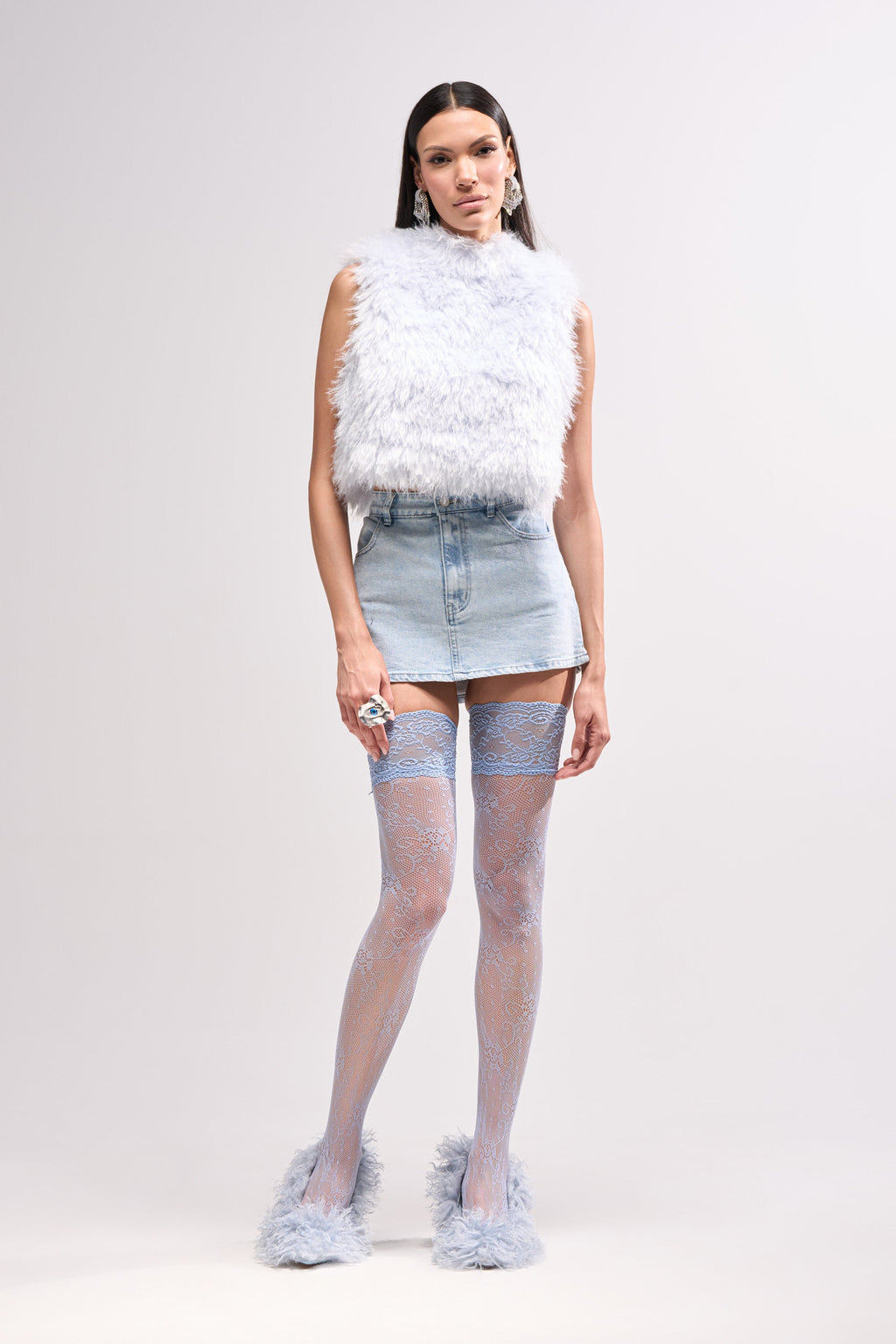 WAYS TO GO TIE DENIM SKIRT