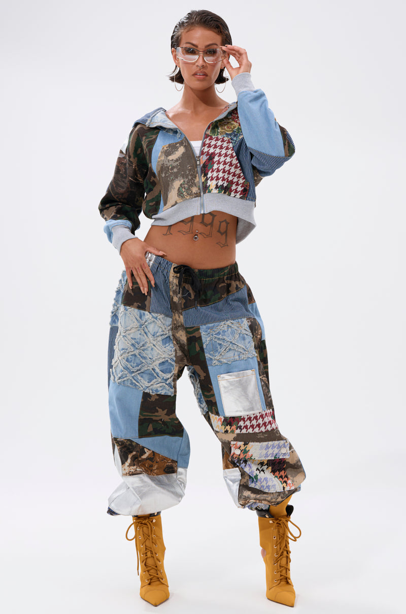 WILD AND FREE ZIP UP SWEATSHIRT