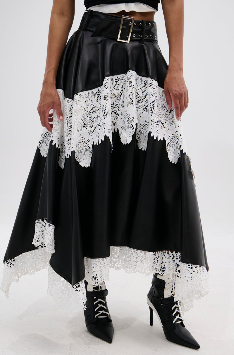 SARA BELTED LACE TRIM SKIRT