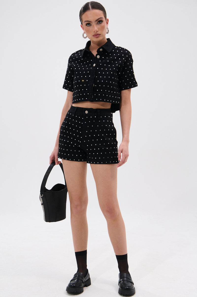ITS GIVING DENIM RHINESTONE SHORT