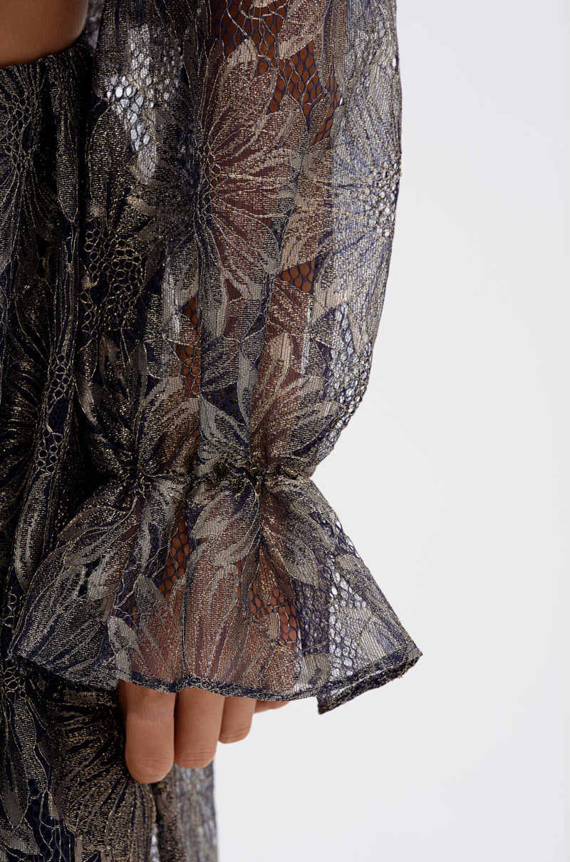 BEST GUEST LACE CROP BLOUSE