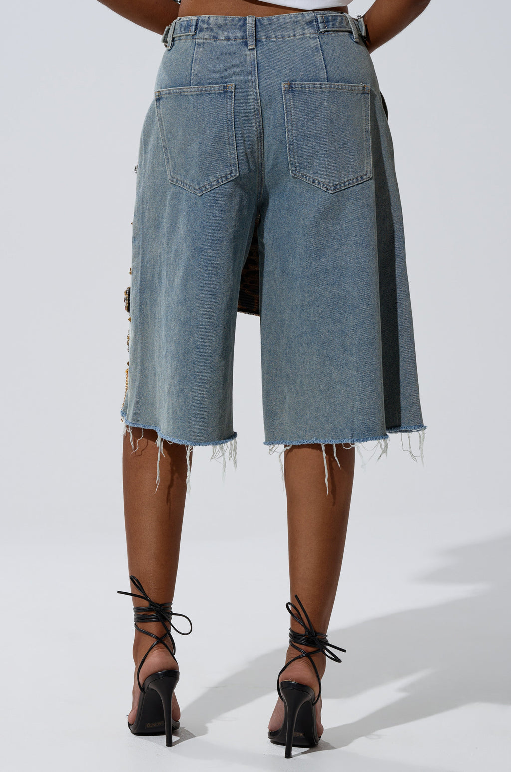 COOL GIRL LIKE ME BERMUDA SHORT