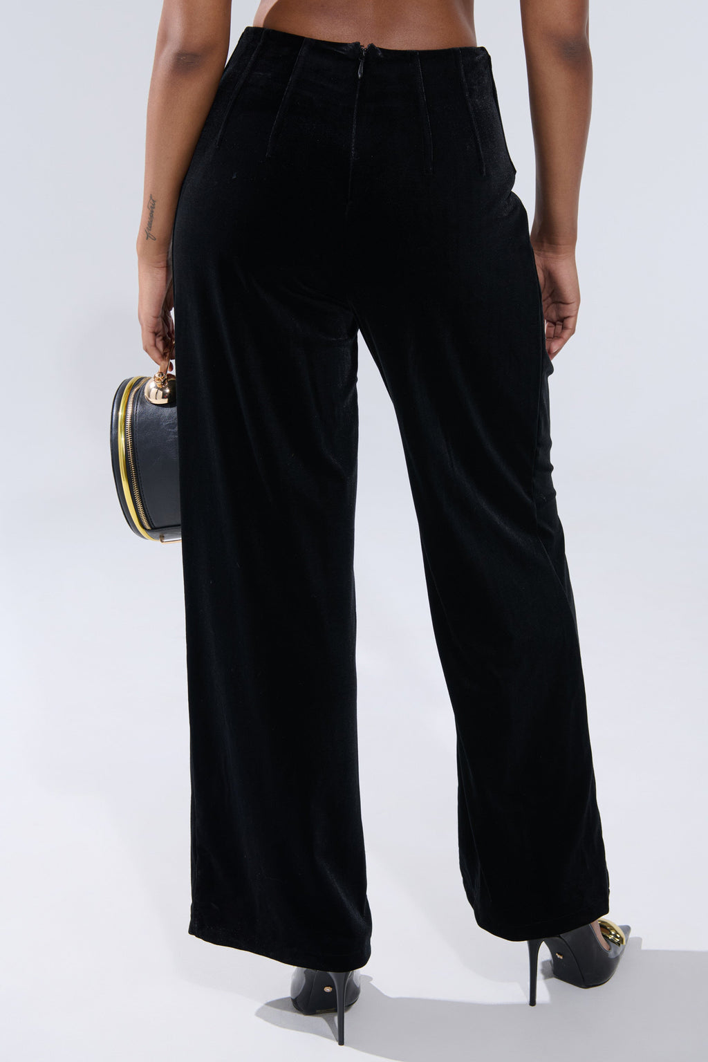 SHOW ME IT VELVET TROUSER