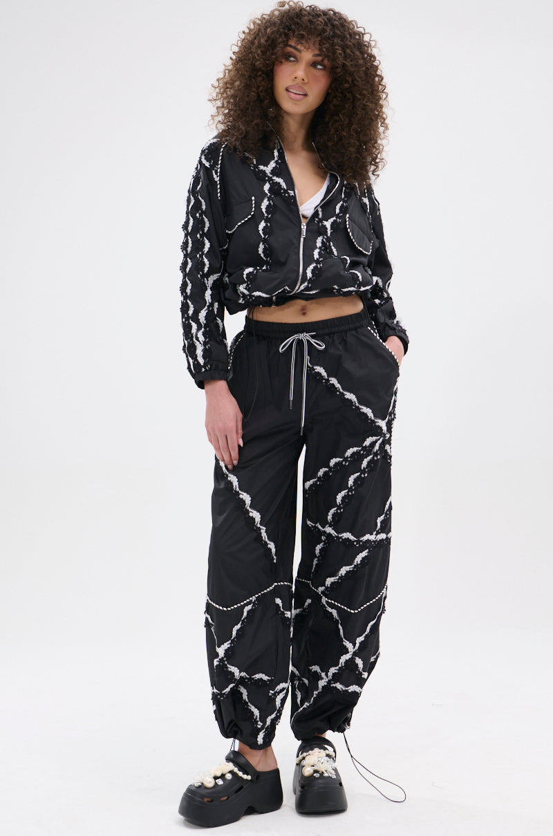 STRIKE OUT LACE TRIM JOGGER