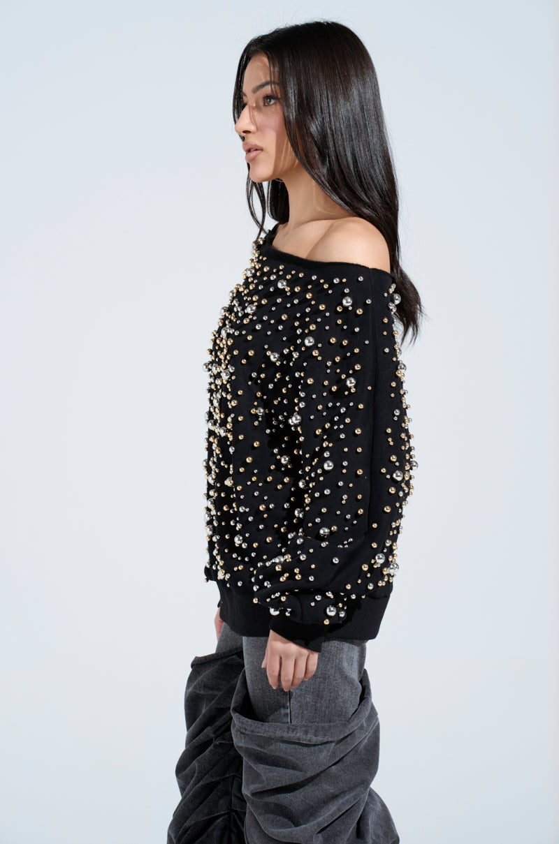 IN THE AIR OFF THE SHOULDER SWEATSHIRT