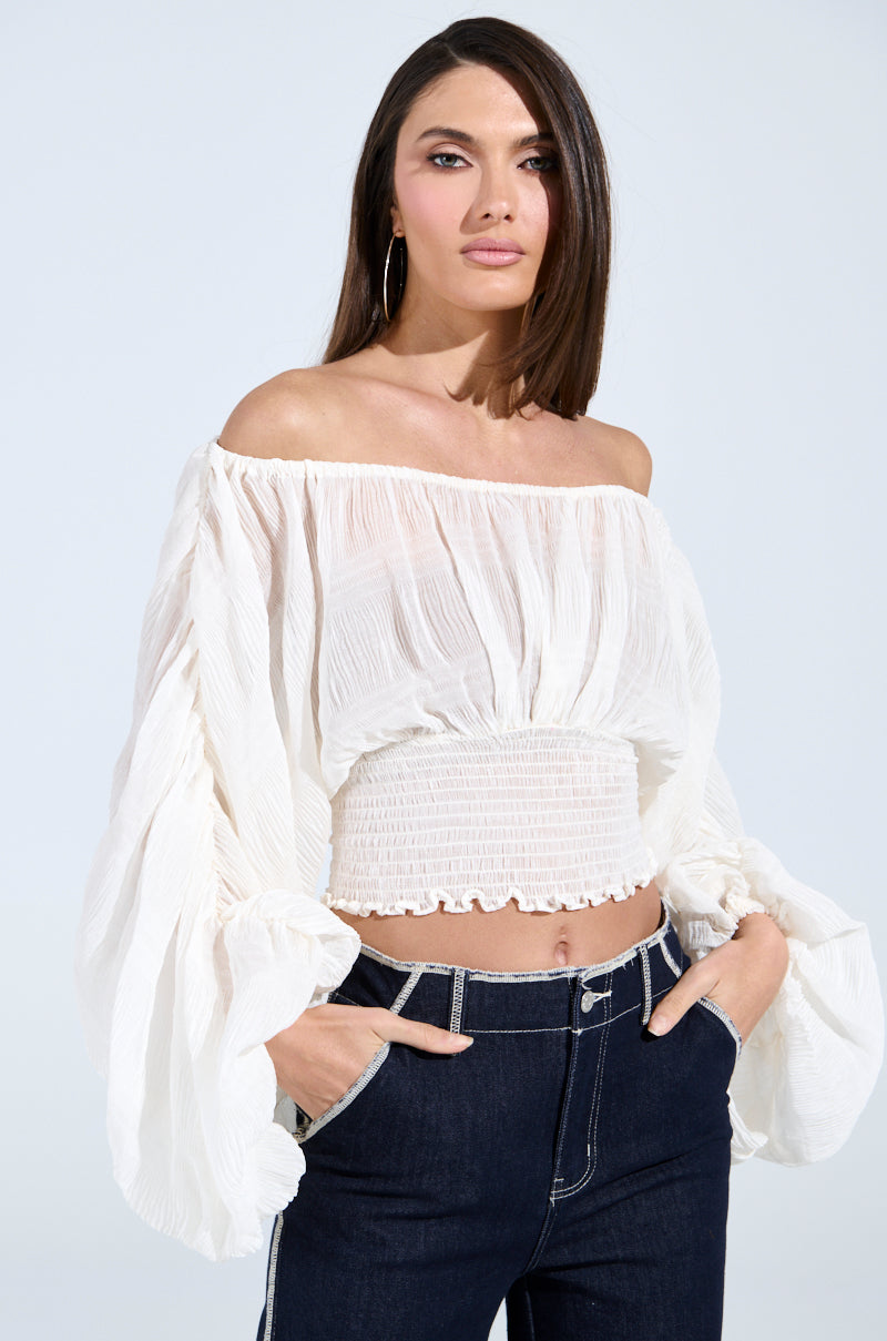 KOA FLOWY PLEATED LONG SLEEVE BLOUSE