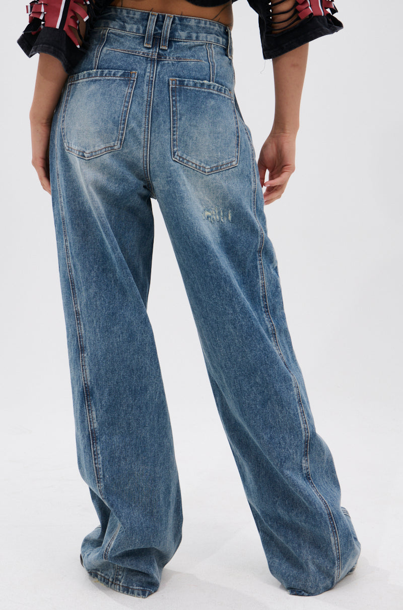 LEILA WIDE LEG JEANS