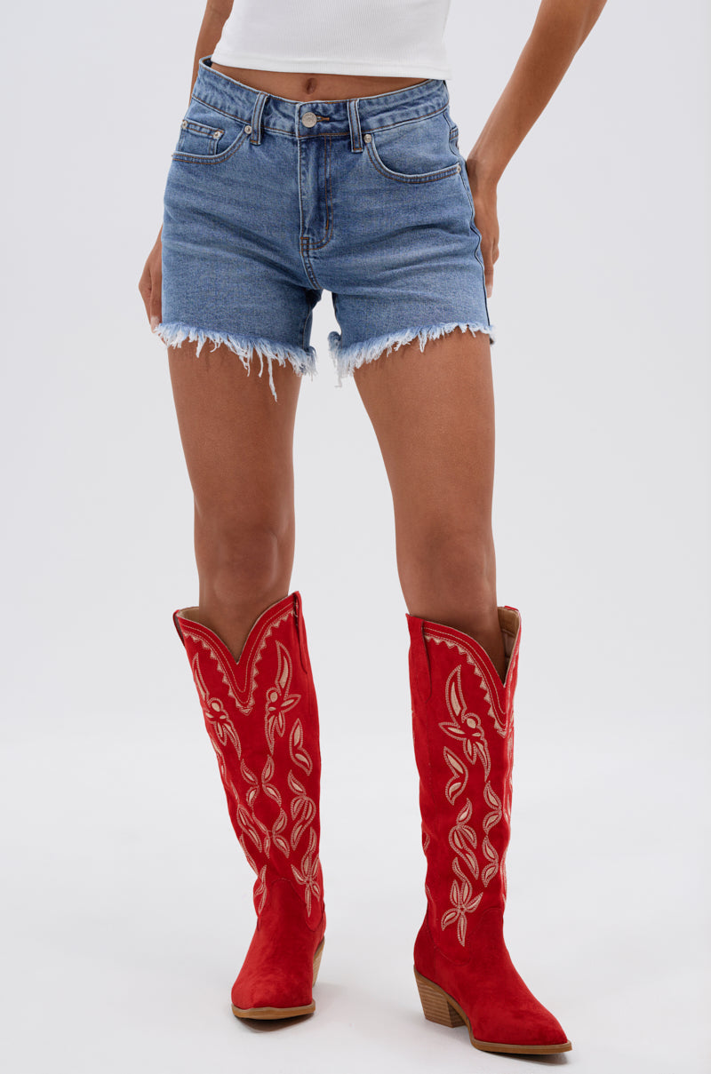 KISS MY PATCH DENIM SHORT