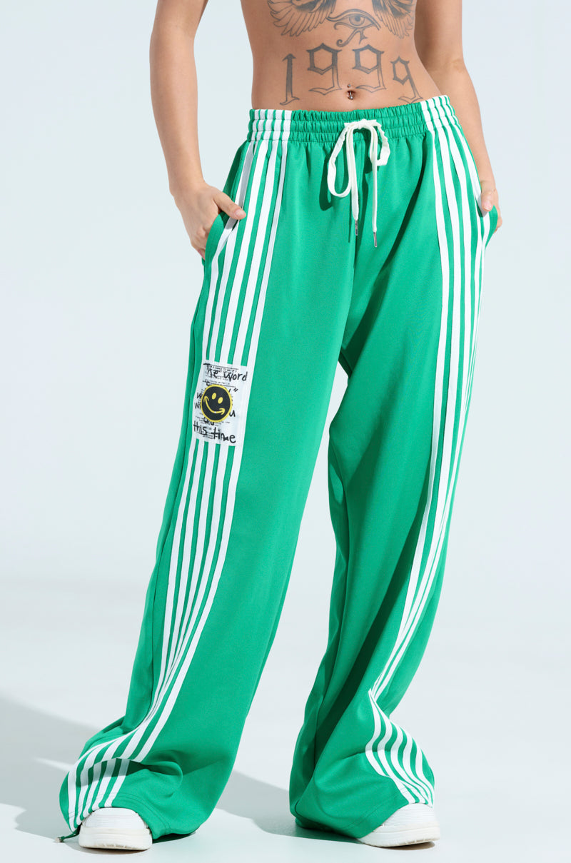 JUMP AROUND WIDE LEG JOGGER IN GREEN