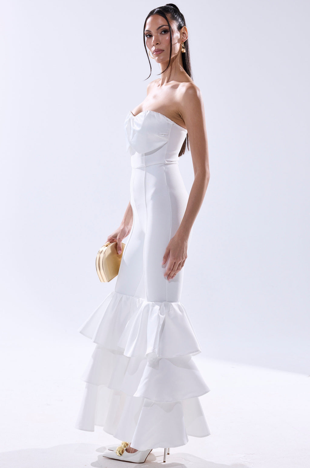 I JUST WANNA DANCE FLARE LEG JUMPSUIT IN WHITE