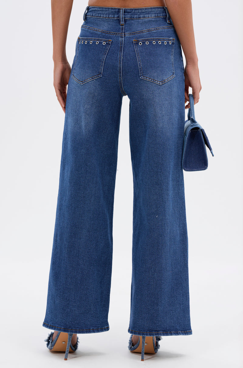 SOFIA RELAXED DENIM WITH GROMMET