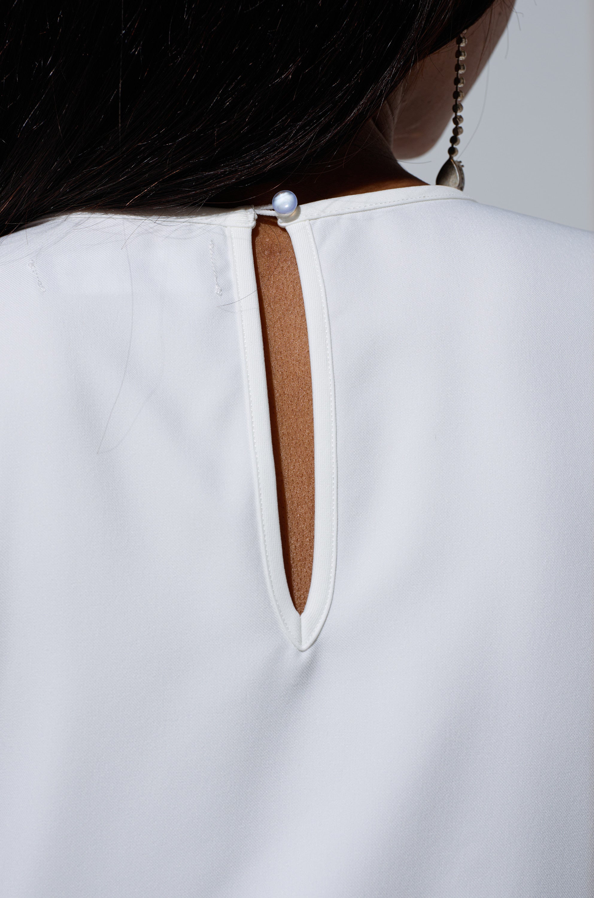 TALK TO ME BABY BLOUSE WITH RHINESTONE IN WHITE