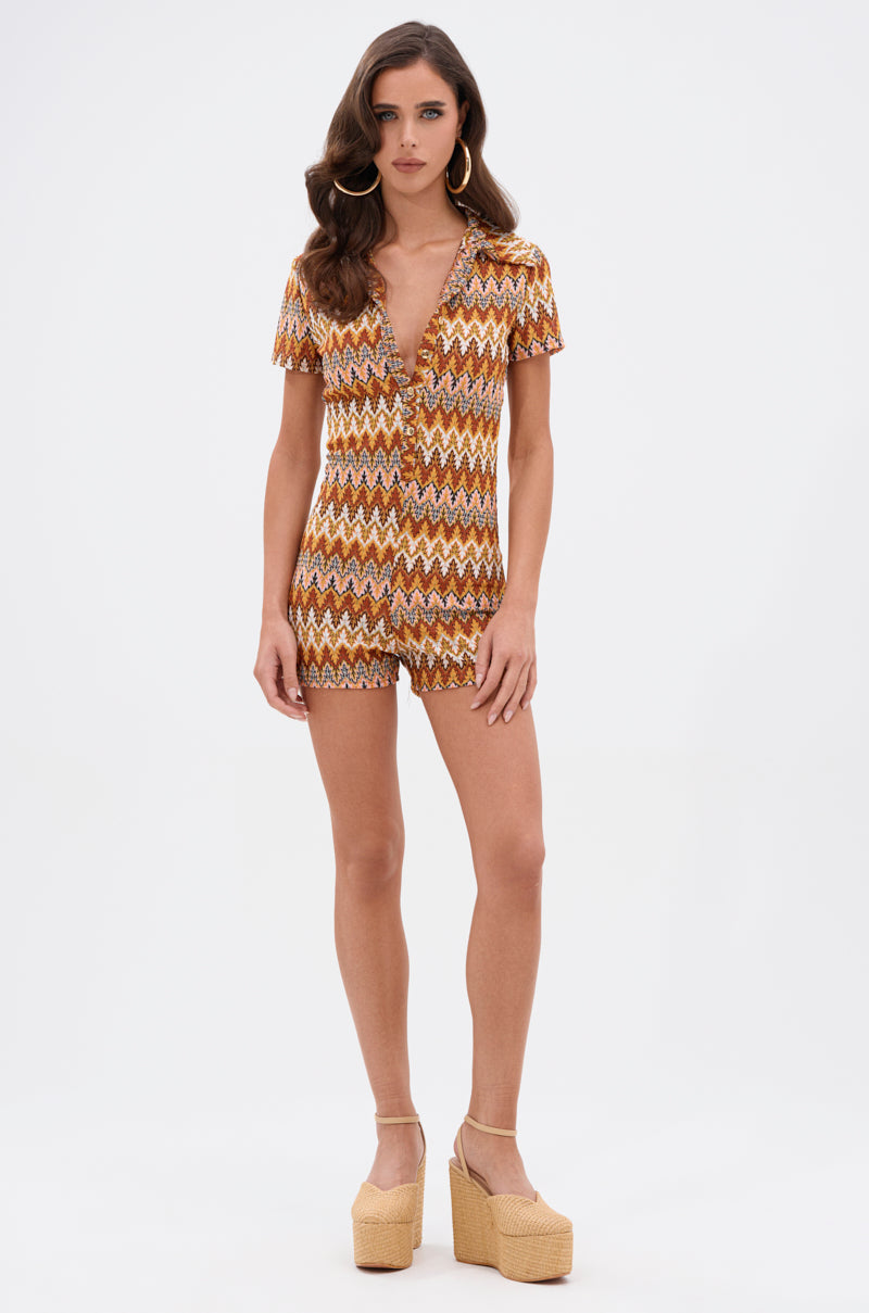 RYLEE ABSTRACT PRINT COLLARED ROMPER IN BROWN