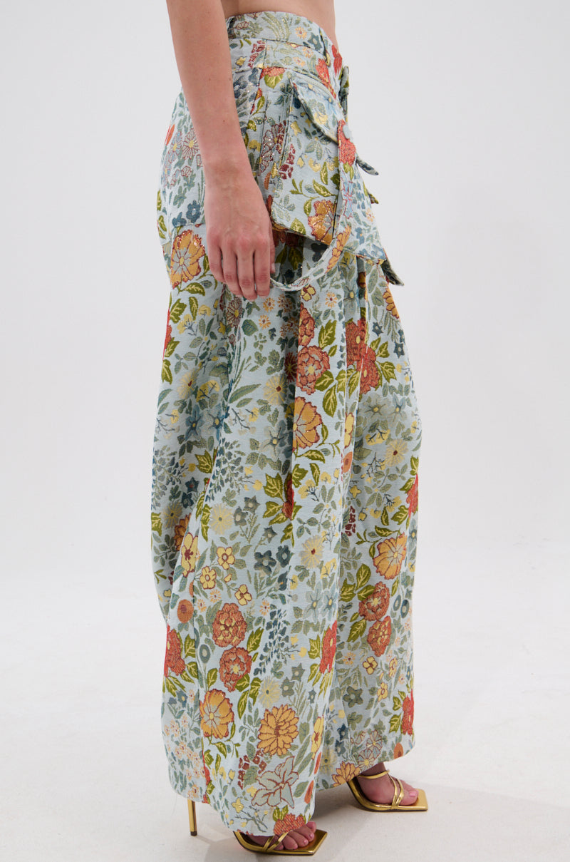 MARTHA FLORAL CARGO PANTS