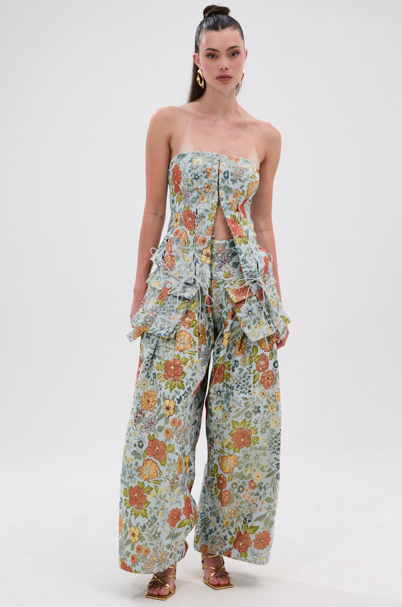 MARTHA FLORAL CARGO PANTS