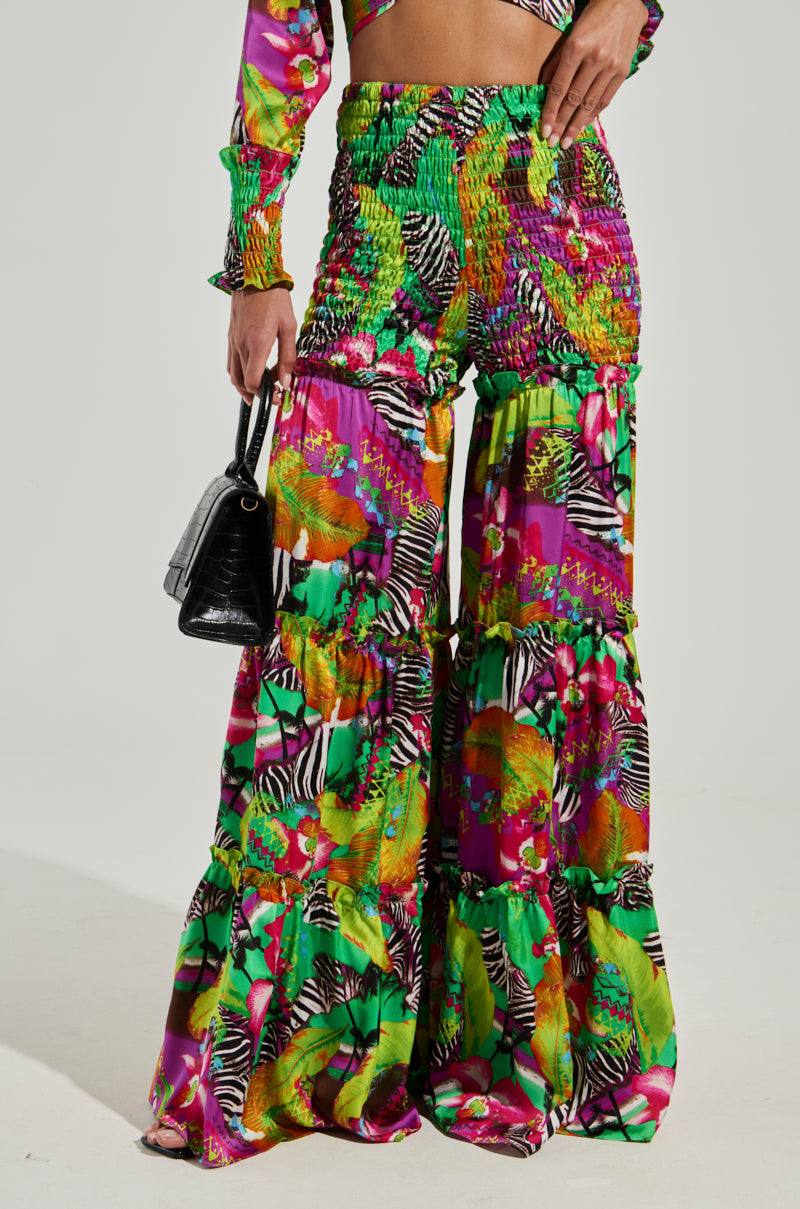 ON VACAY WIDE LEG PANT IN GREEN MULTI