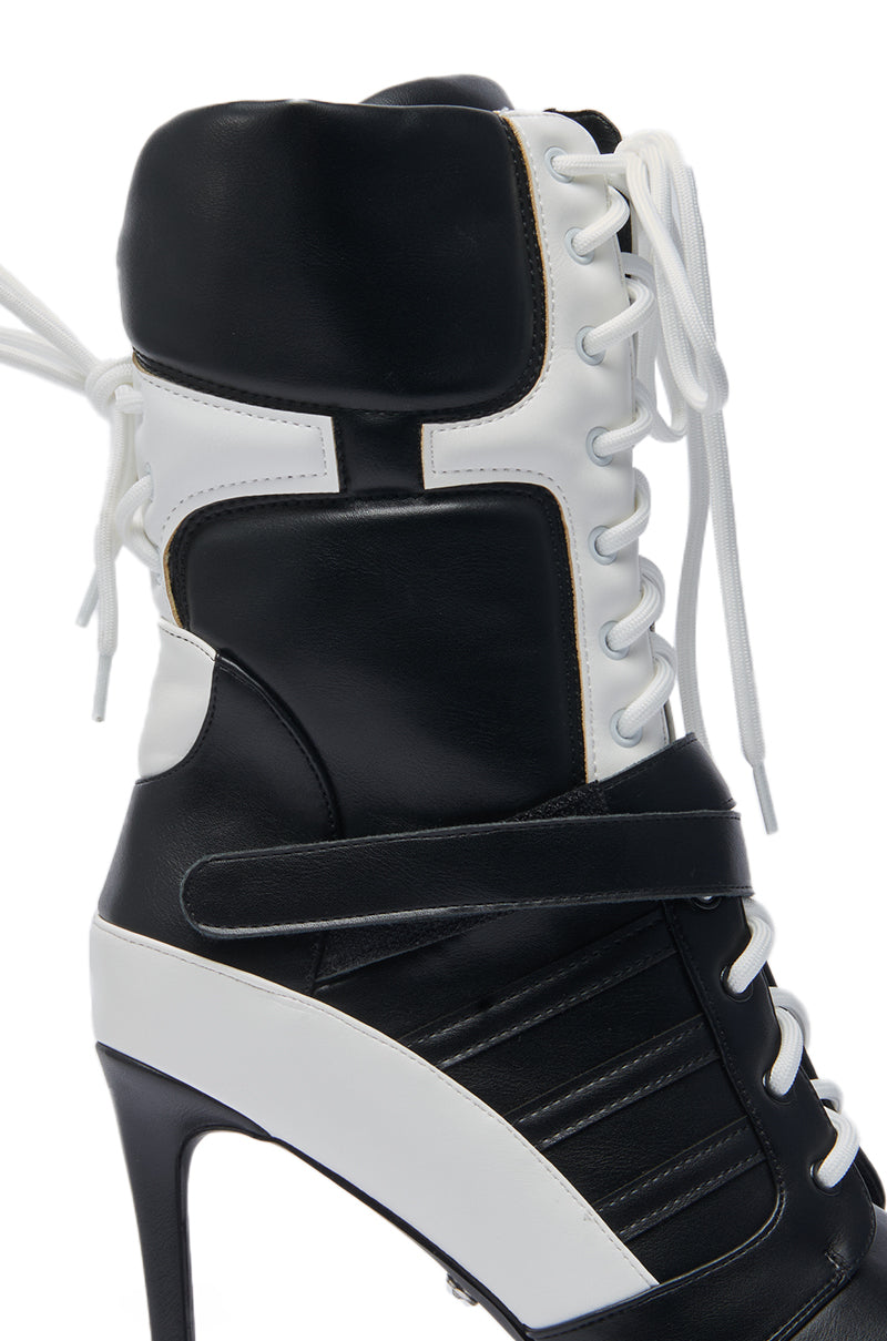 AZALEA WANG CHAUSIKU BLACK SPORTY BOOTIE