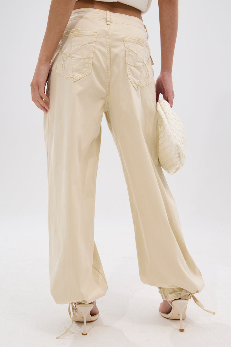 LAY IT LOW BALLOON PANT IN BEIGE