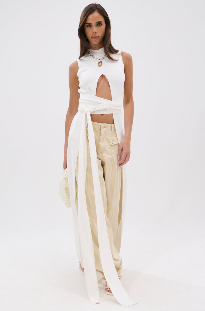 LAY IT LOW BALLOON PANT IN BEIGE