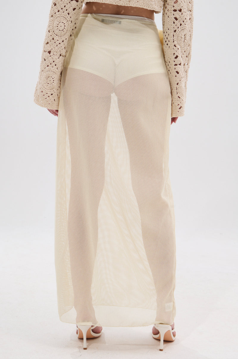 CROCHET BEAUTY COVER UP SKIRT