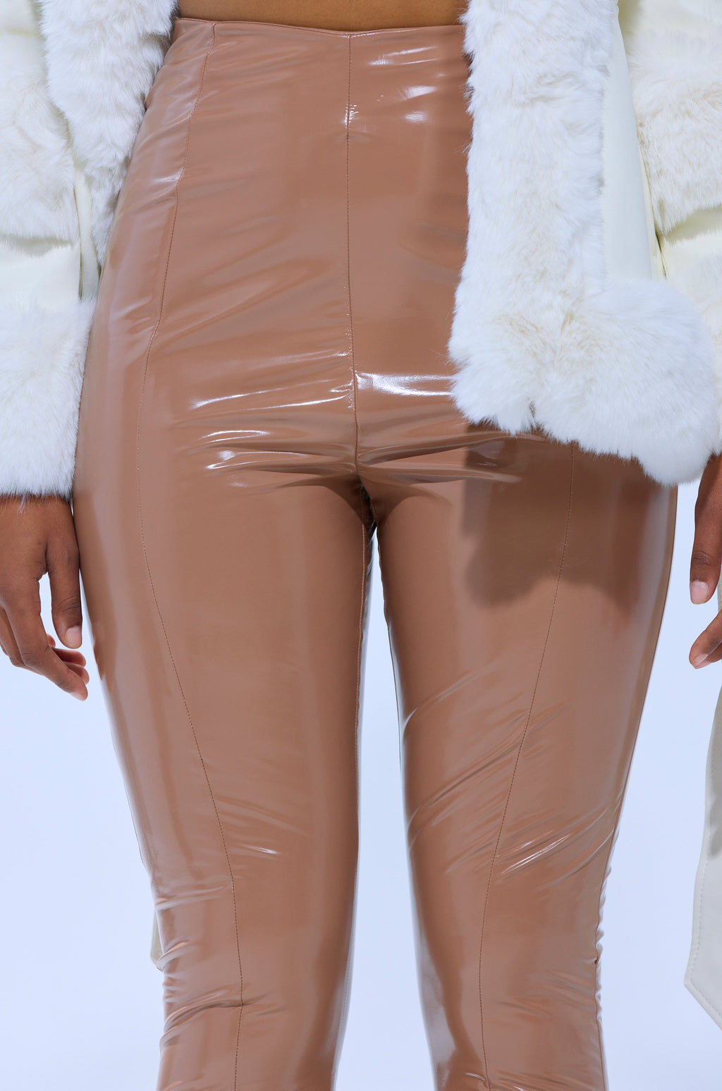 GET GROOVY FAUX LEATHER SKINNY LEGGING