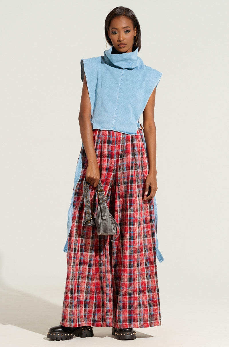 MY BEST SELF SLEEVELESS STATEMENT TOP