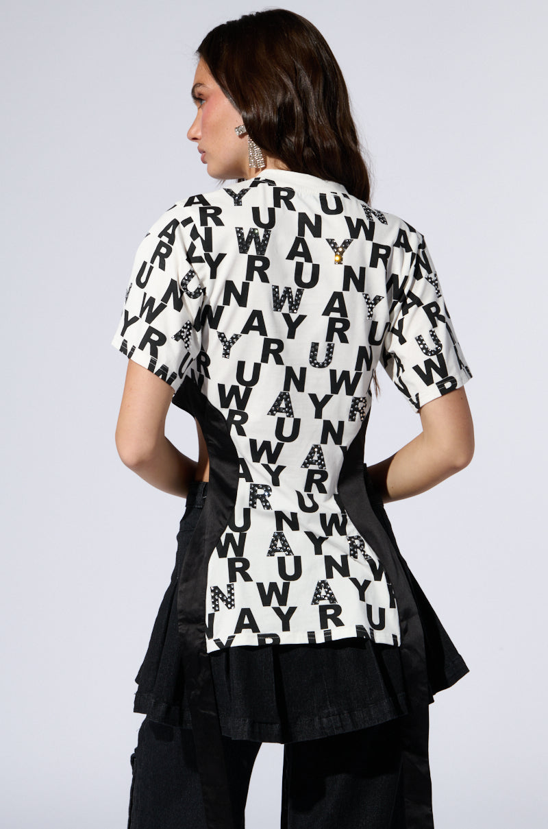 OVERSIZED RUNWAY TEE