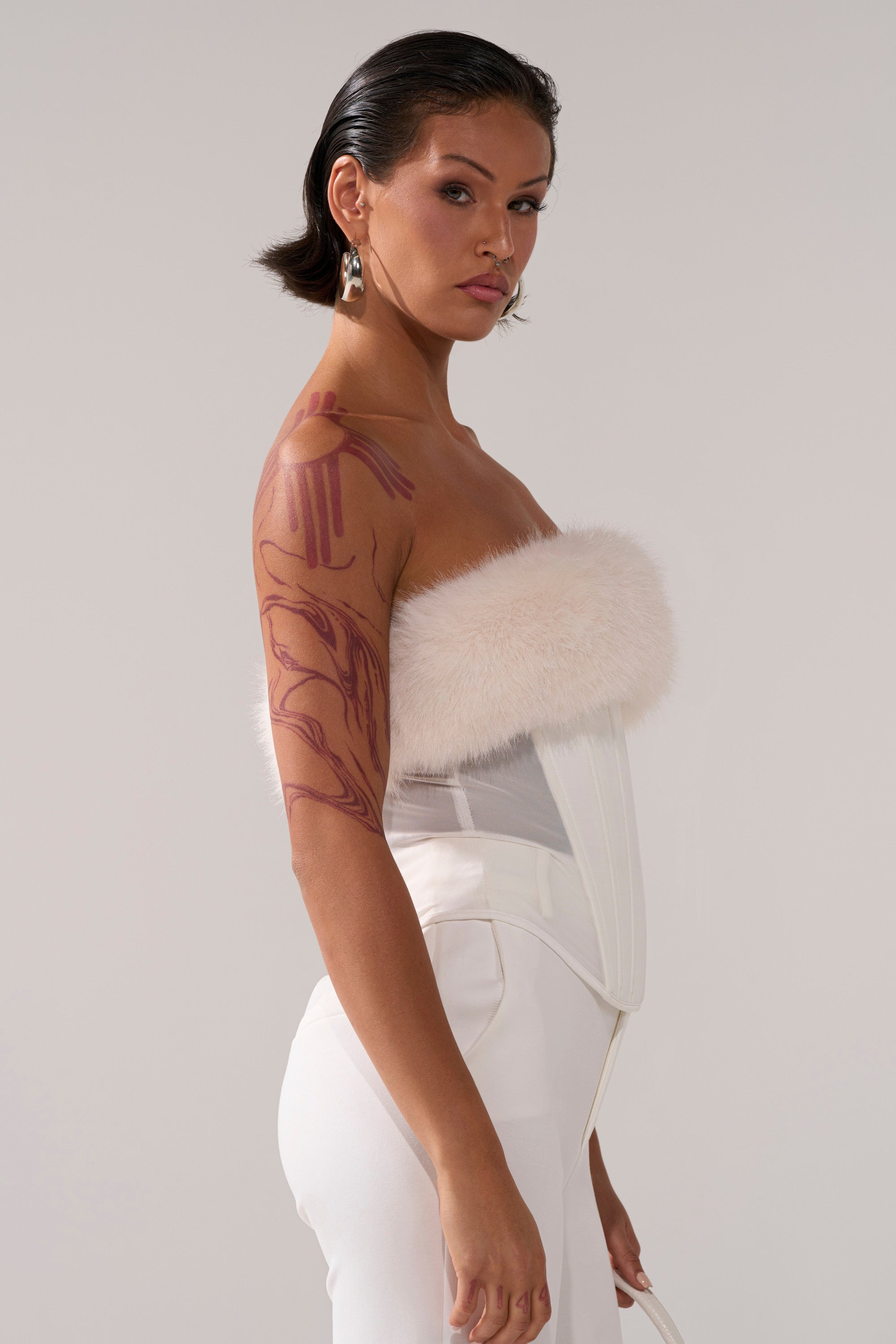 SNOW BUNNY CORSET WITH FUR