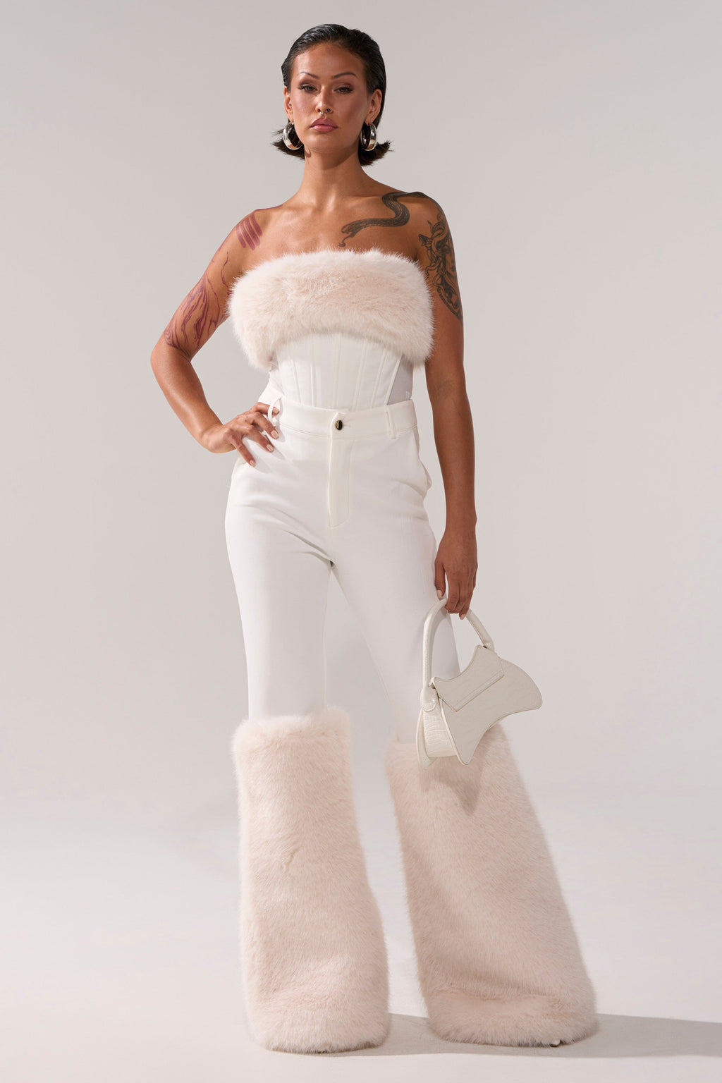 SNOW BUNNY CORSET WITH FUR