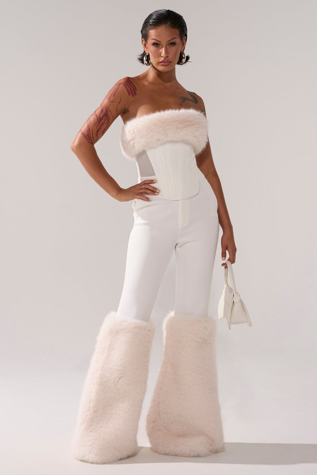 SNOW BUNNY CORSET WITH FUR