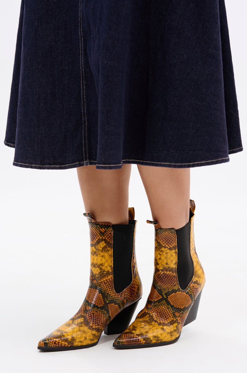 AZALEA WANG HENDERSON YELLOW CHUNKY BOOTIE