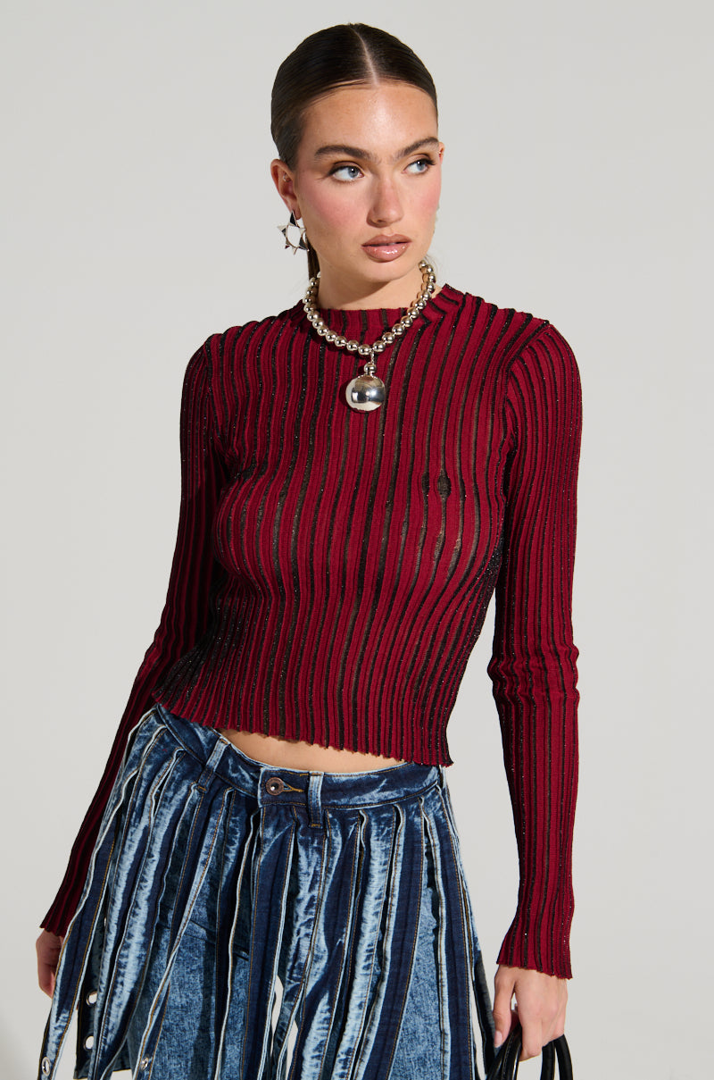 LOOKING SNATCHED STRIPED KNIT TOP IN RED