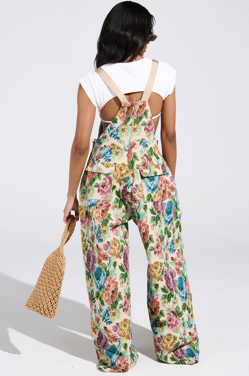 IT'S GIVING VINTAGE TAPESTRY OVERALLS