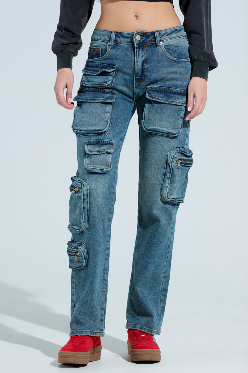 ALL OVER POCKET DETAIL RELAXED FIT JEANS IN MEDIUM BLUE DENIM