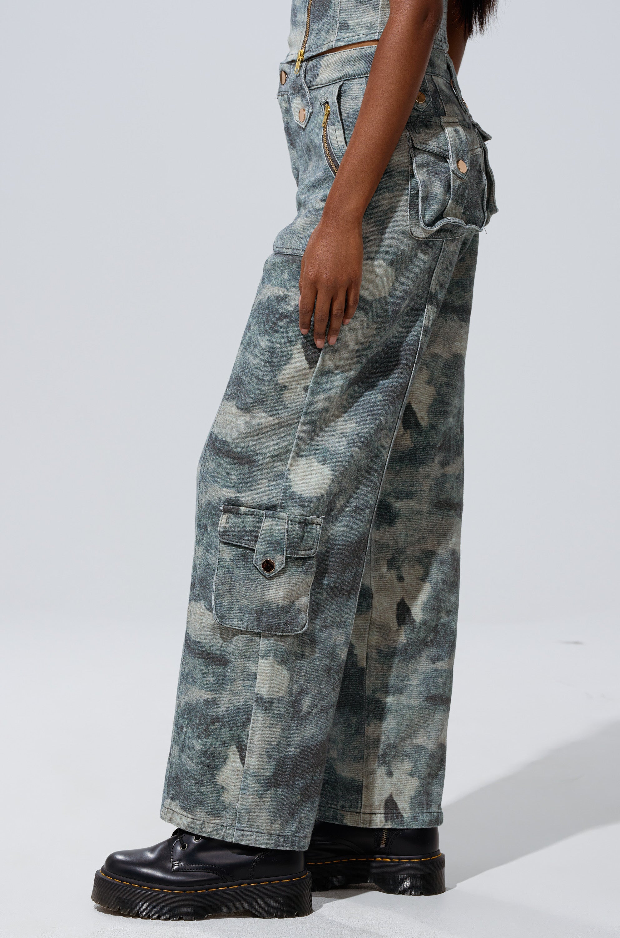 STEPH CAMO DENIM RELAXED PANT