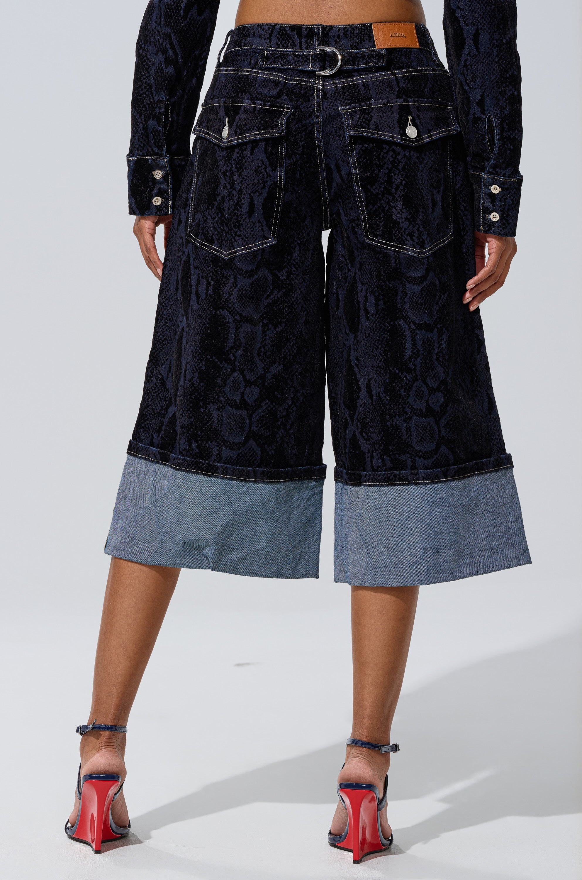 FEELS LIKE MONEY DENIM BERMUDA SHORT