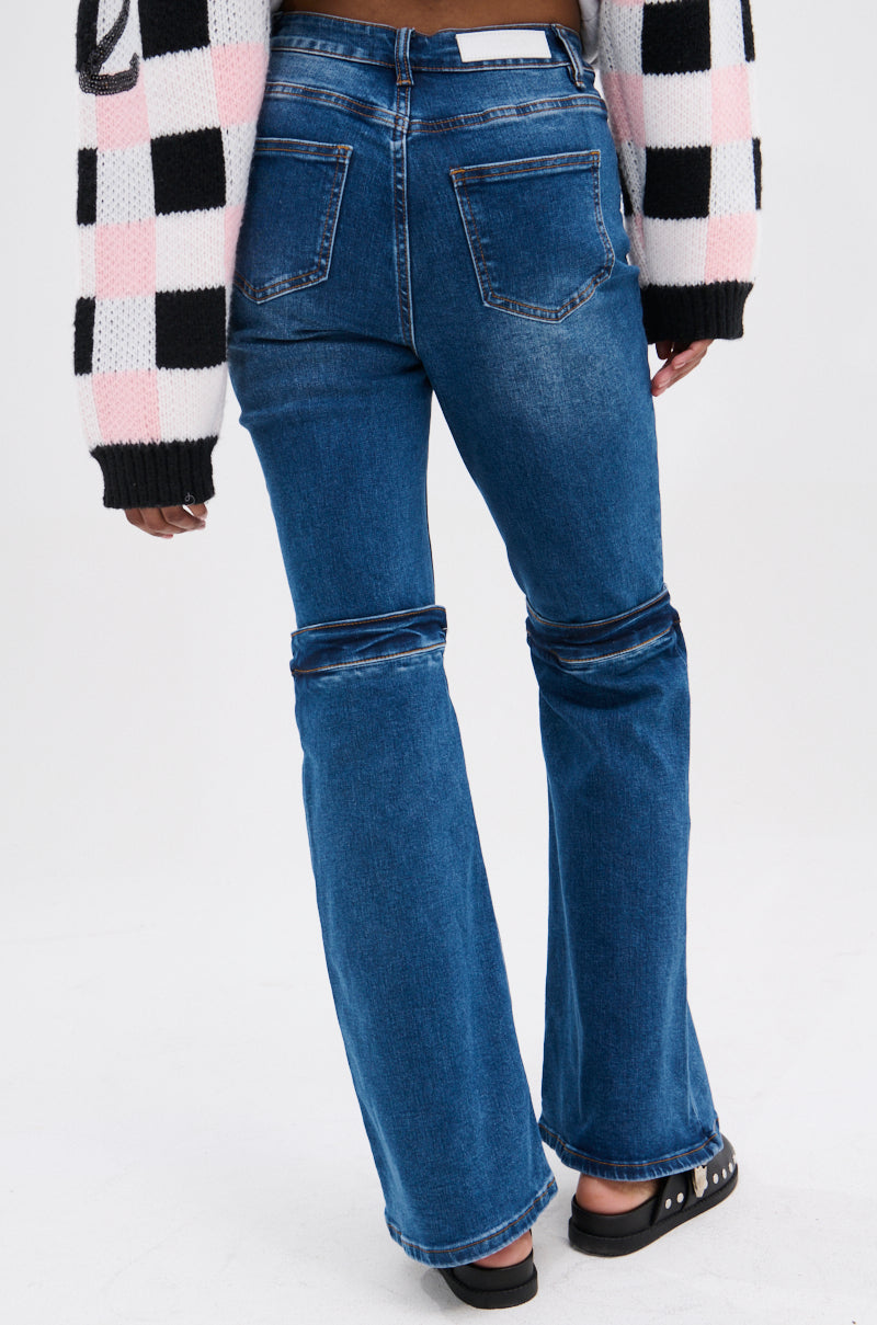 LIE TO ME EXPOSED KNEE DENIM JEANS