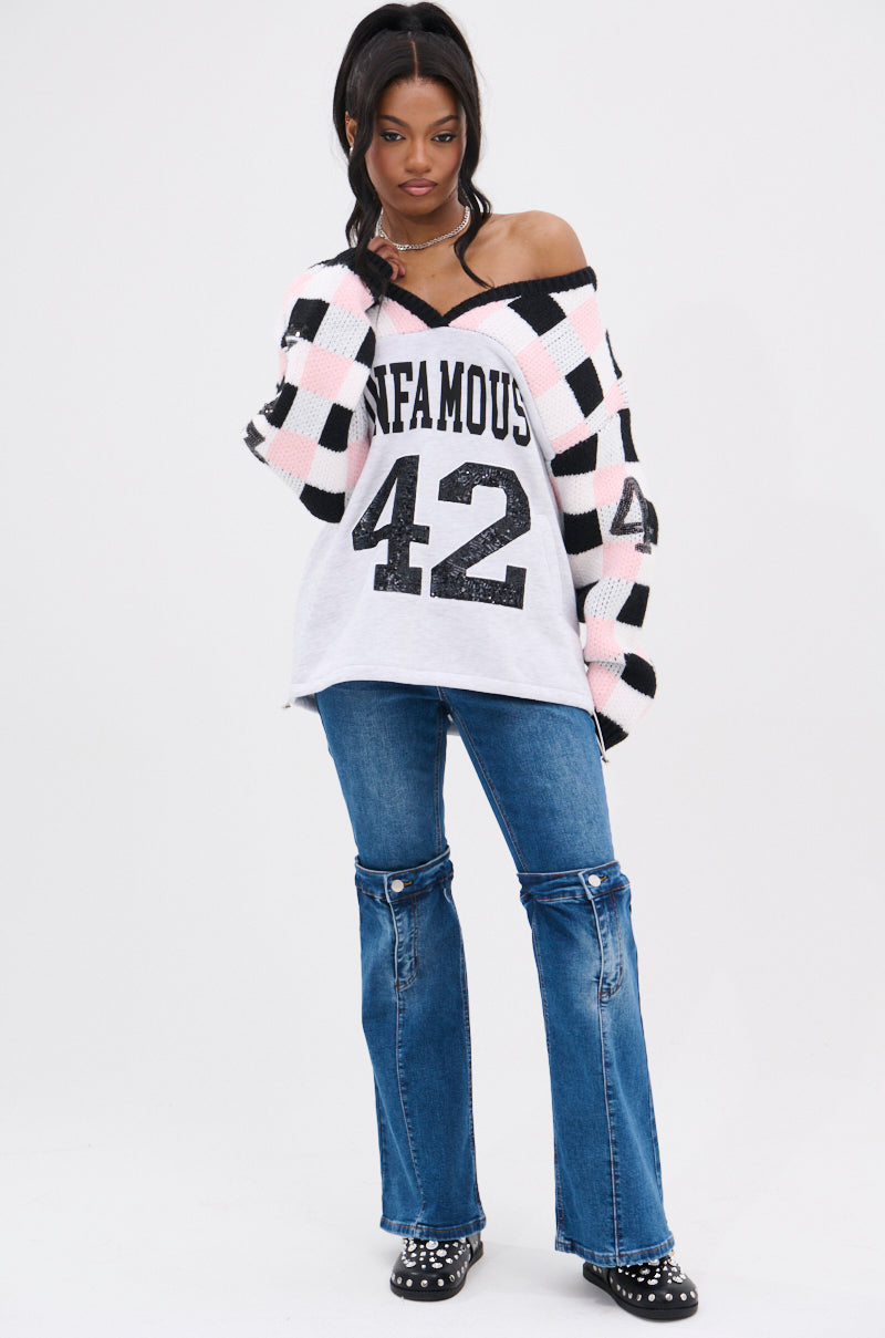 LIE TO ME EXPOSED KNEE DENIM JEANS