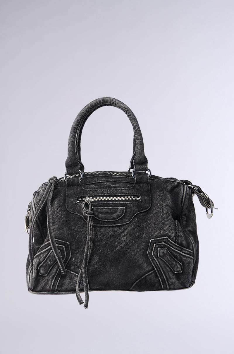 I AM THAT GIRL PURSE