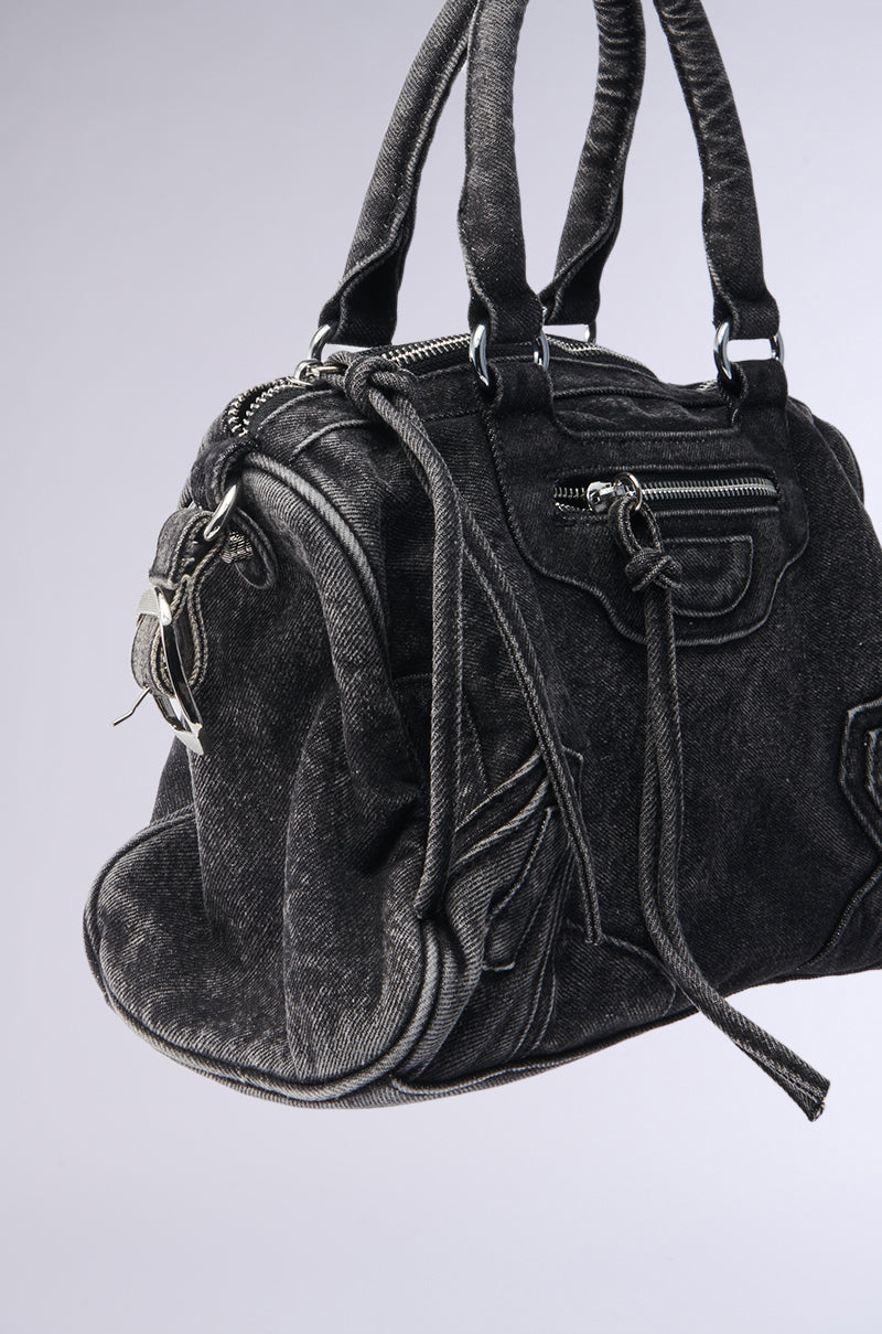 I AM THAT GIRL PURSE