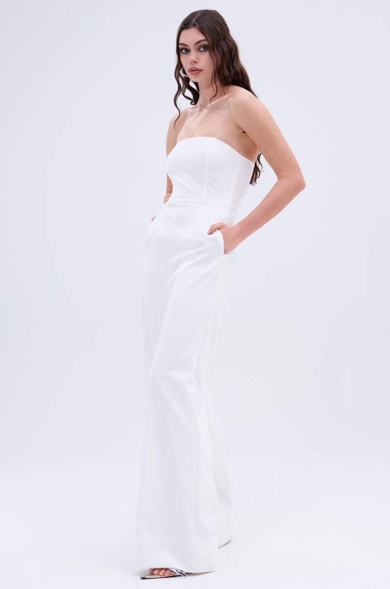 BIG BOSS ENERGY WIDE LEG JUMPSUIT IN WHITE