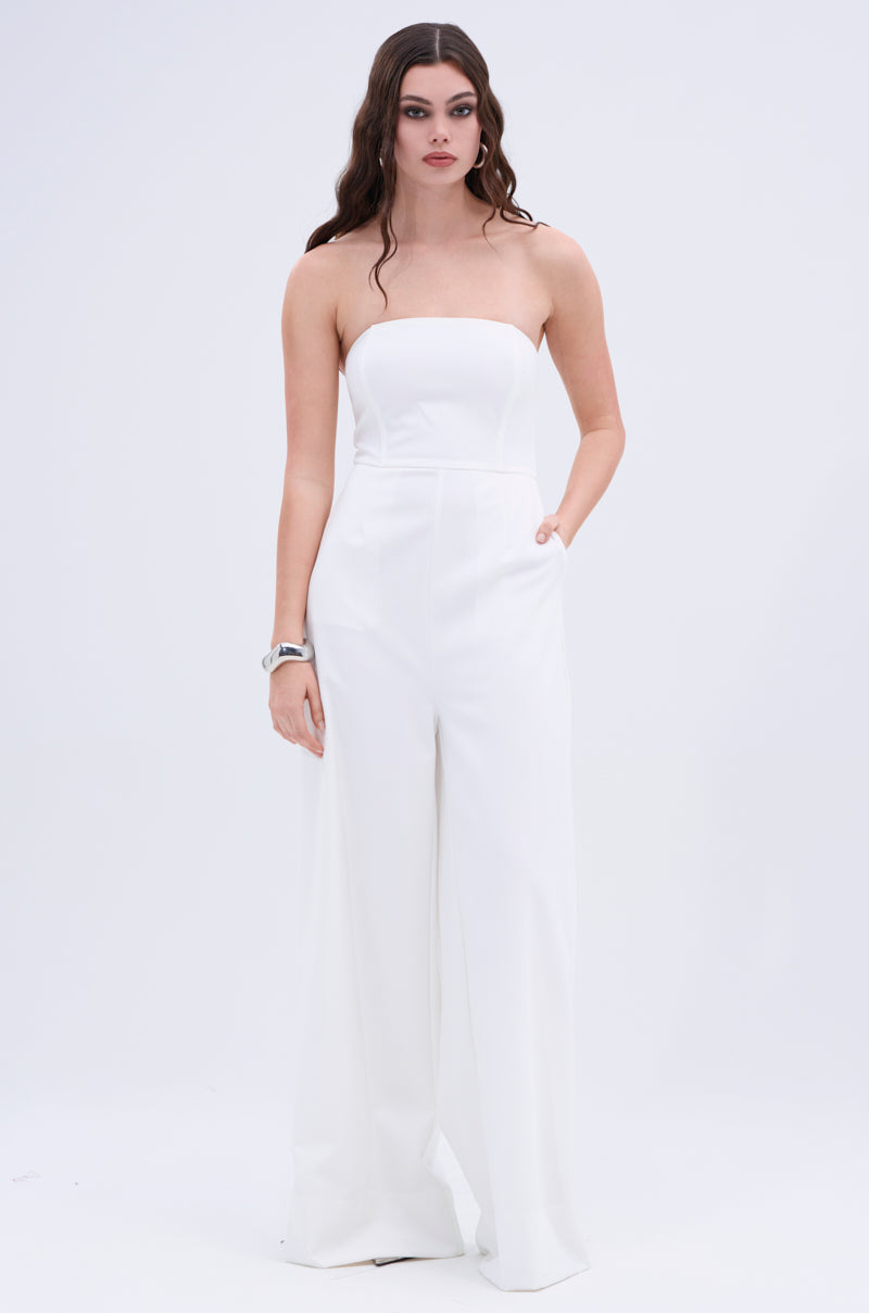 BIG BOSS ENERGY WIDE LEG JUMPSUIT IN WHITE