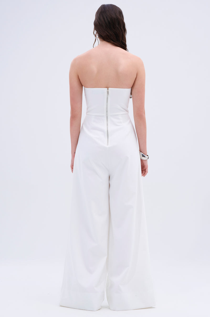BIG BOSS ENERGY WIDE LEG JUMPSUIT IN WHITE