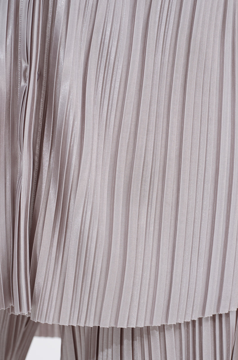 ALIA SLINKY BUTTON DOWN