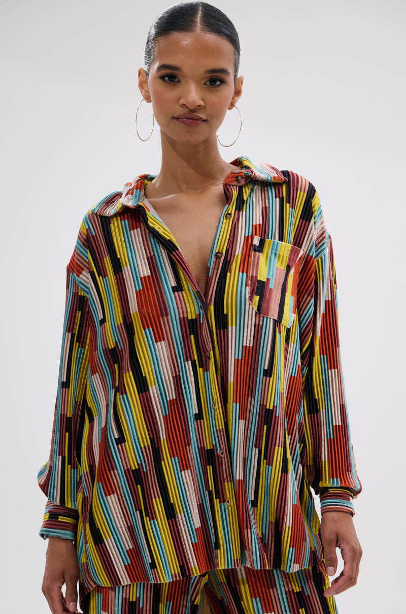 VIBES FEEL GOOD VELVET COLOR BLOCKED BUTTON DOWN
